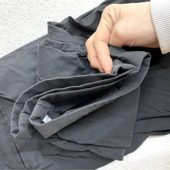 MEC Mountain Equipment Co Op Black Activewear Pants 34 - Picture 9 of 16